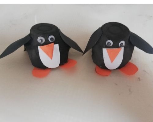 Easy Kids Crafts Using Egg Carton to Make Penguins