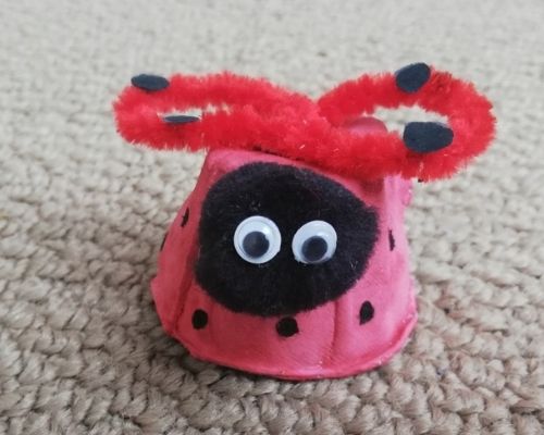 Lady Bug Egg Carton Craft | Easy Kids Crafts