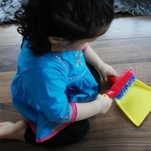 teach toddler to clean up
