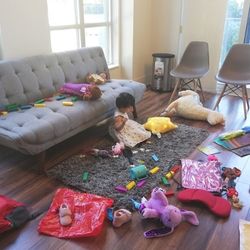 toddler dumping toys