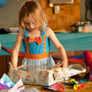 25+ Crazy Unique Gifts for a Toddler Girl Who Has Everything